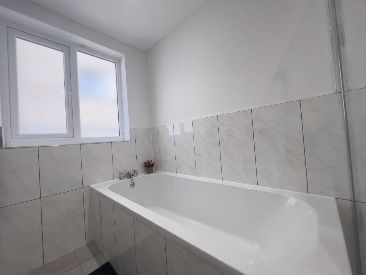 The Dragon Pad Boutique Apartment Royal Tunbridge Wells Eksteriør billede