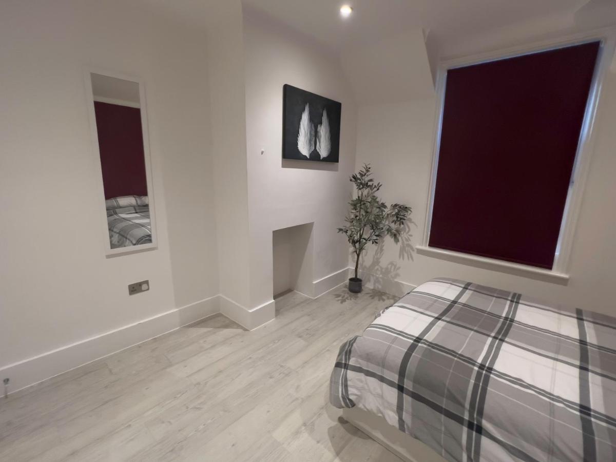 The Dragon Pad Boutique Apartment Royal Tunbridge Wells Eksteriør billede