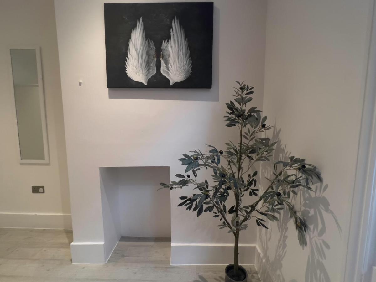 The Dragon Pad Boutique Apartment Royal Tunbridge Wells Eksteriør billede
